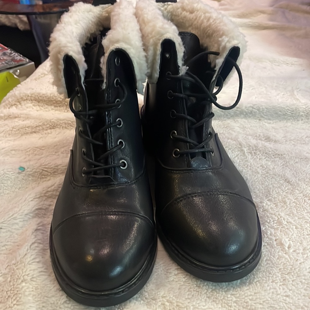 Patricia Nash booties size 9 European 39M